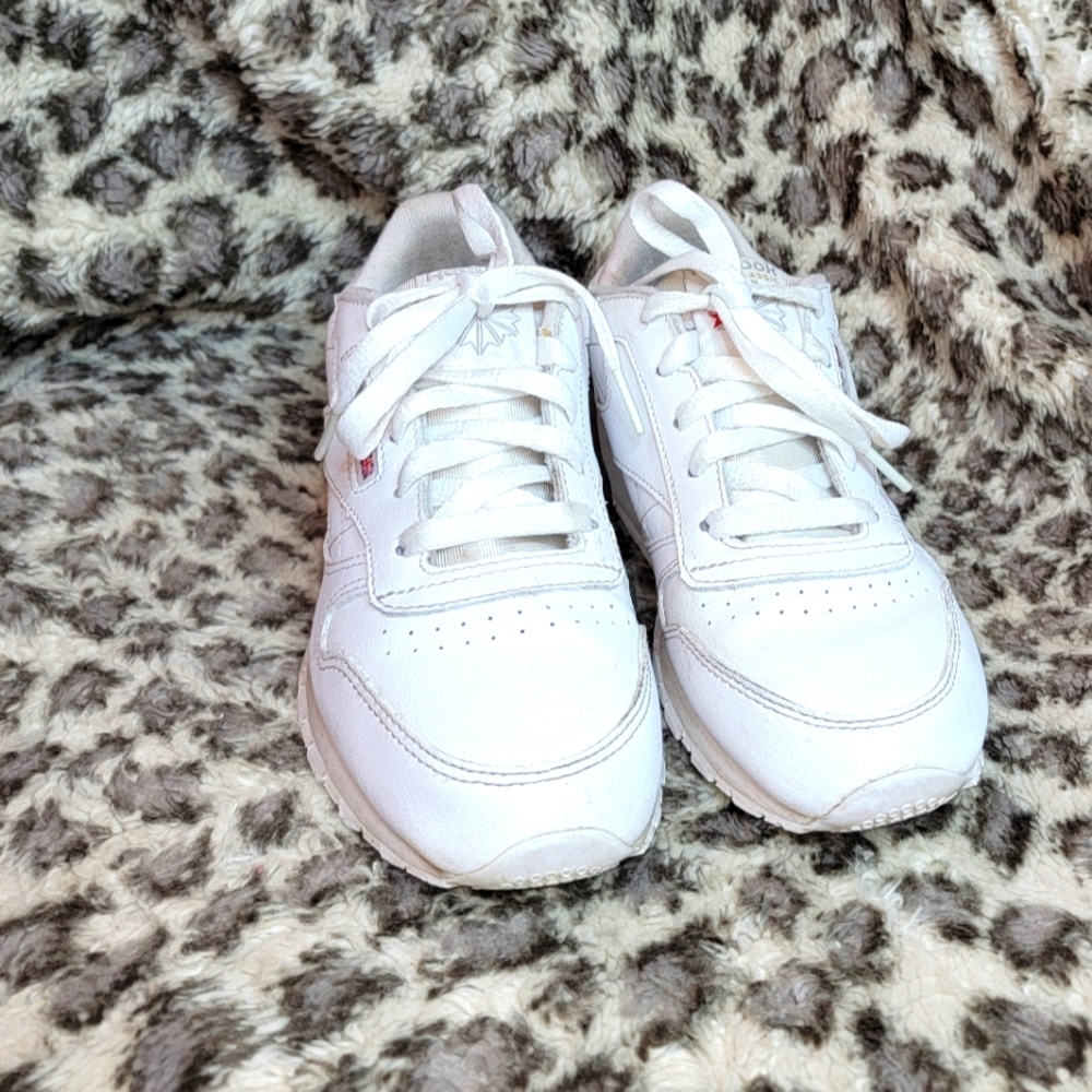 Reebok Sneakers